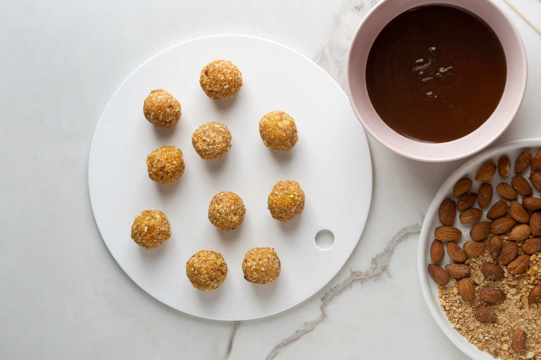 Énergie Balls au Curcuma et Dattes